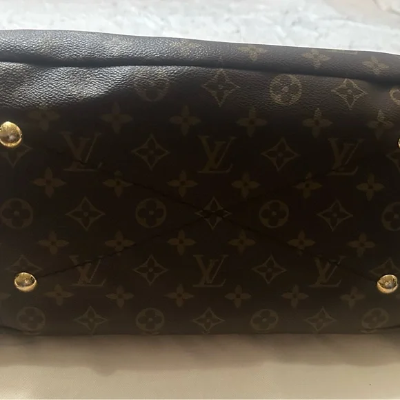 Louis Vuitton Artsy - Picture 11 of 16